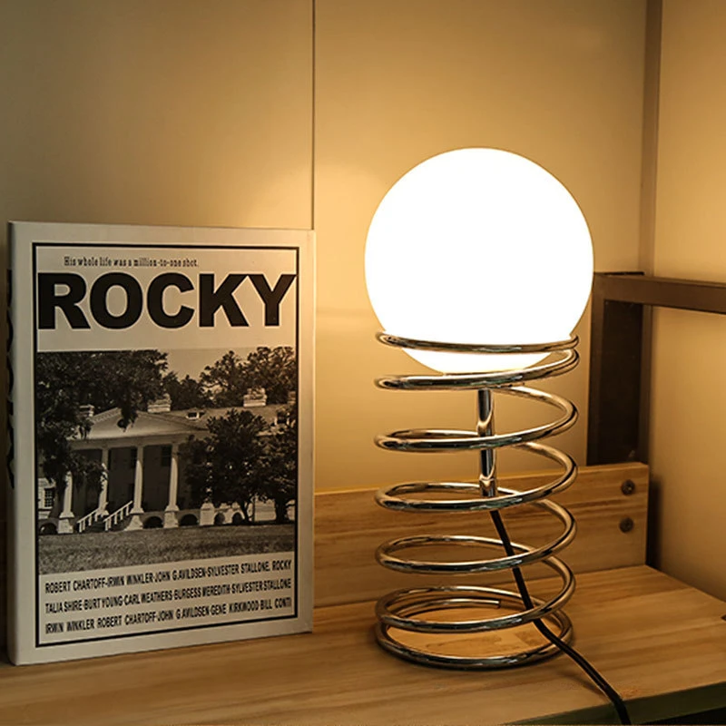 Bauhaus Spring Glass Table Lam - огляд і ціна Desk Setup Vintage